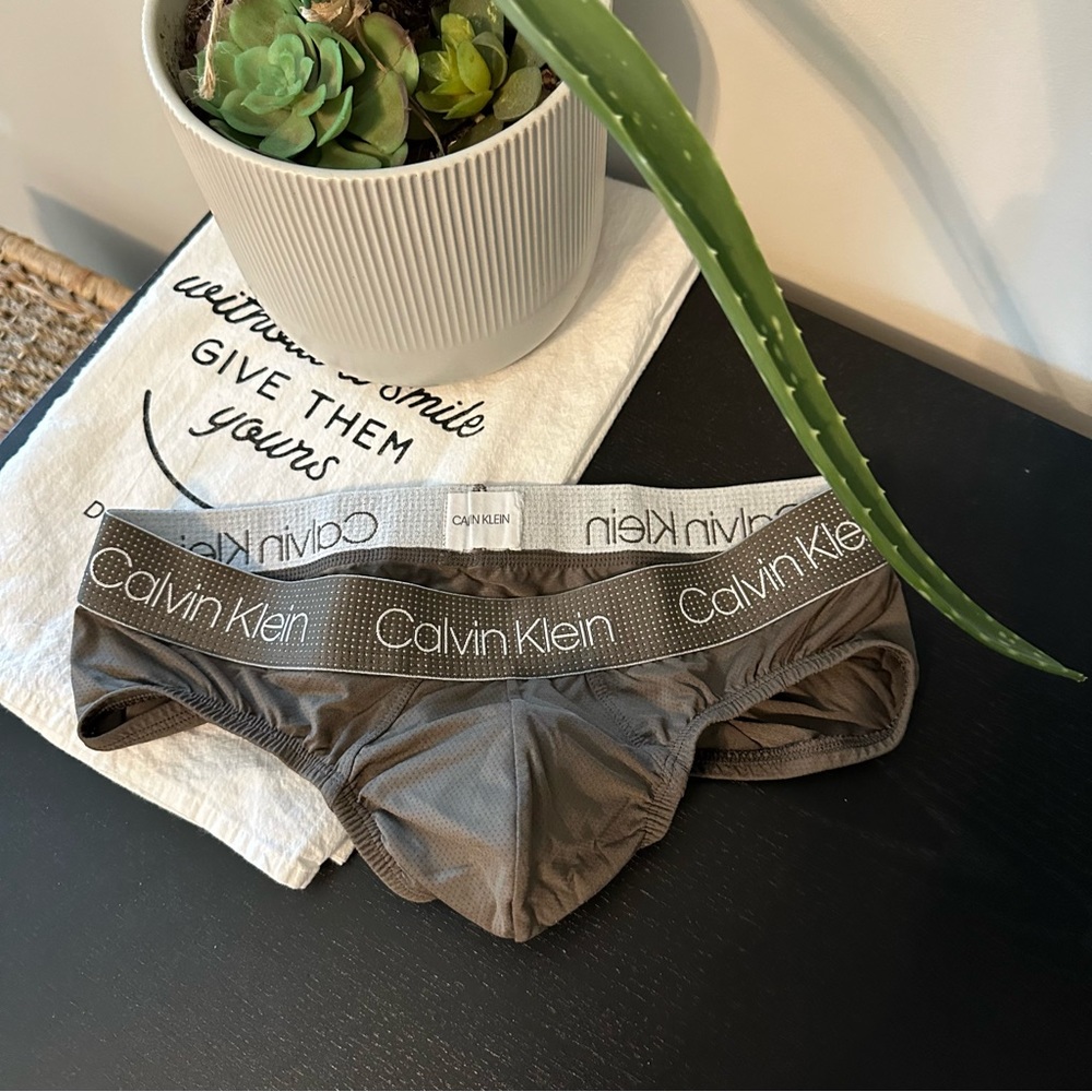 Calvin Klein Air Tech Micro Low Rise Briefs